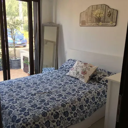 Nyaraló Esmie Exclusive Development