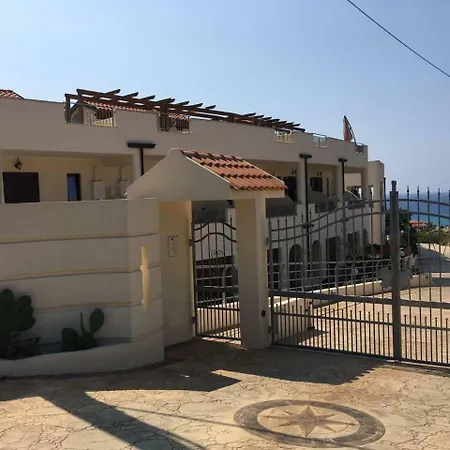 Esmie Exclusive Development Zambrone